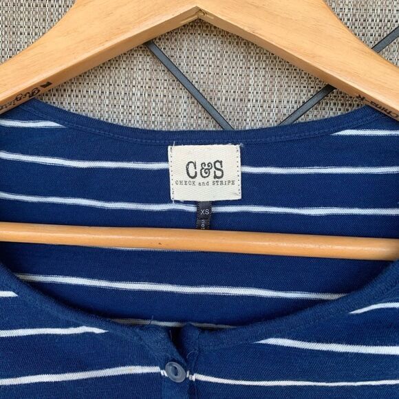 C&S Blue White Striped 3/4 Sleeve Boat Shirt XS - Picture 2 of 2